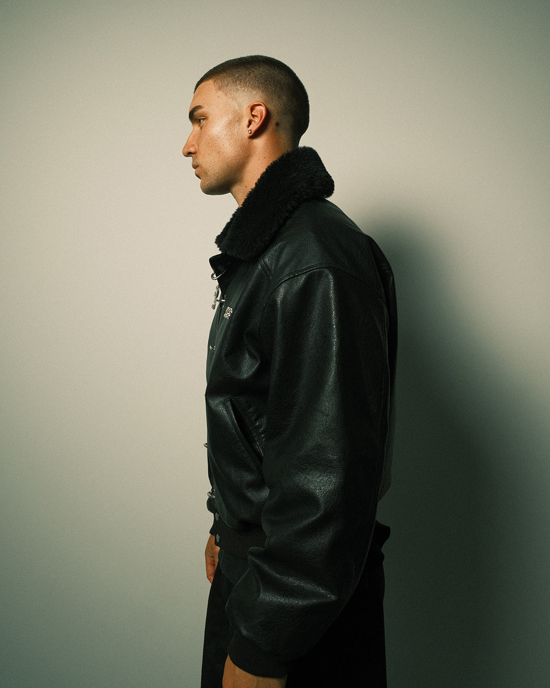 WMO Clasp Jacket - Black