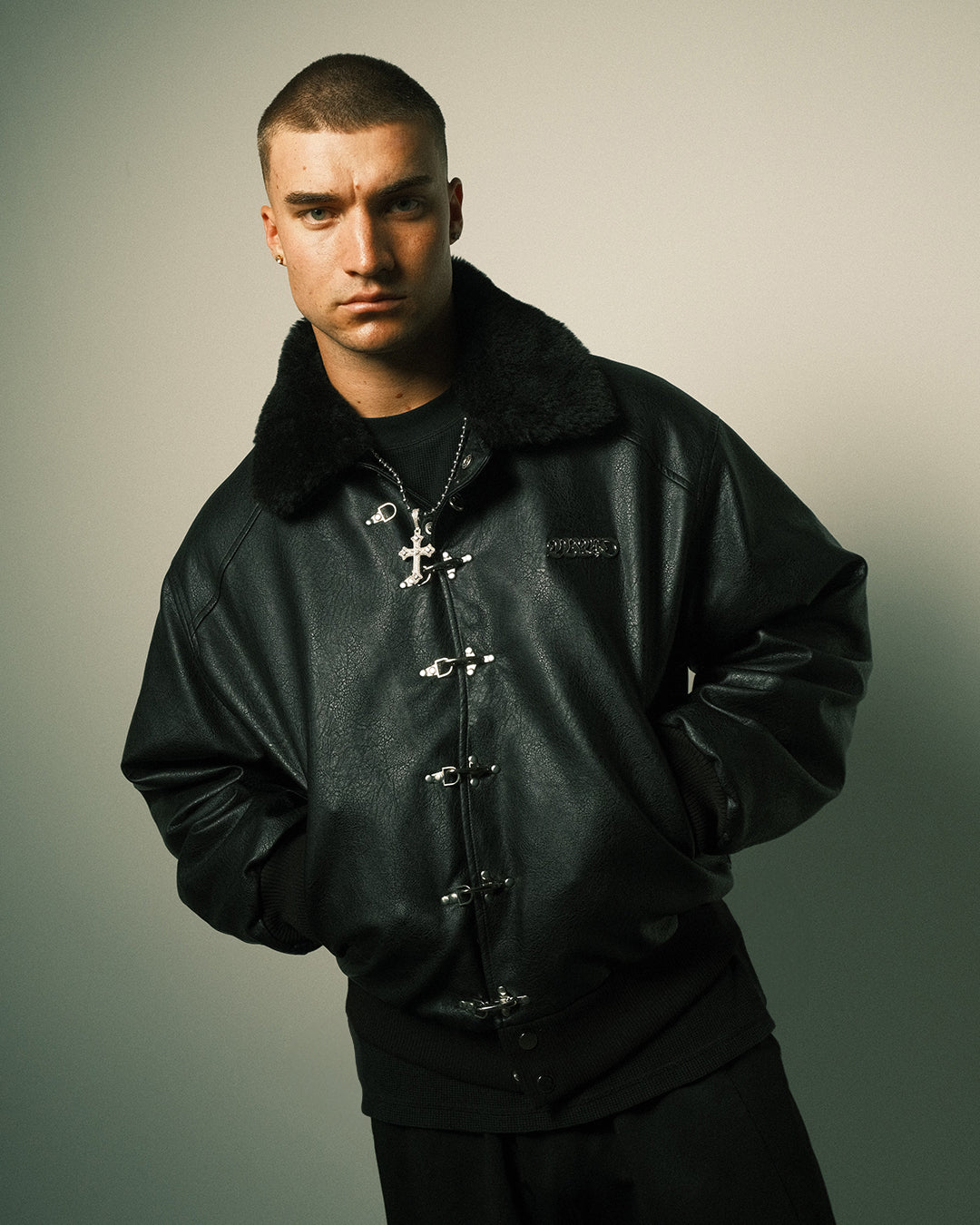 WMO Clasp Jacket - Black