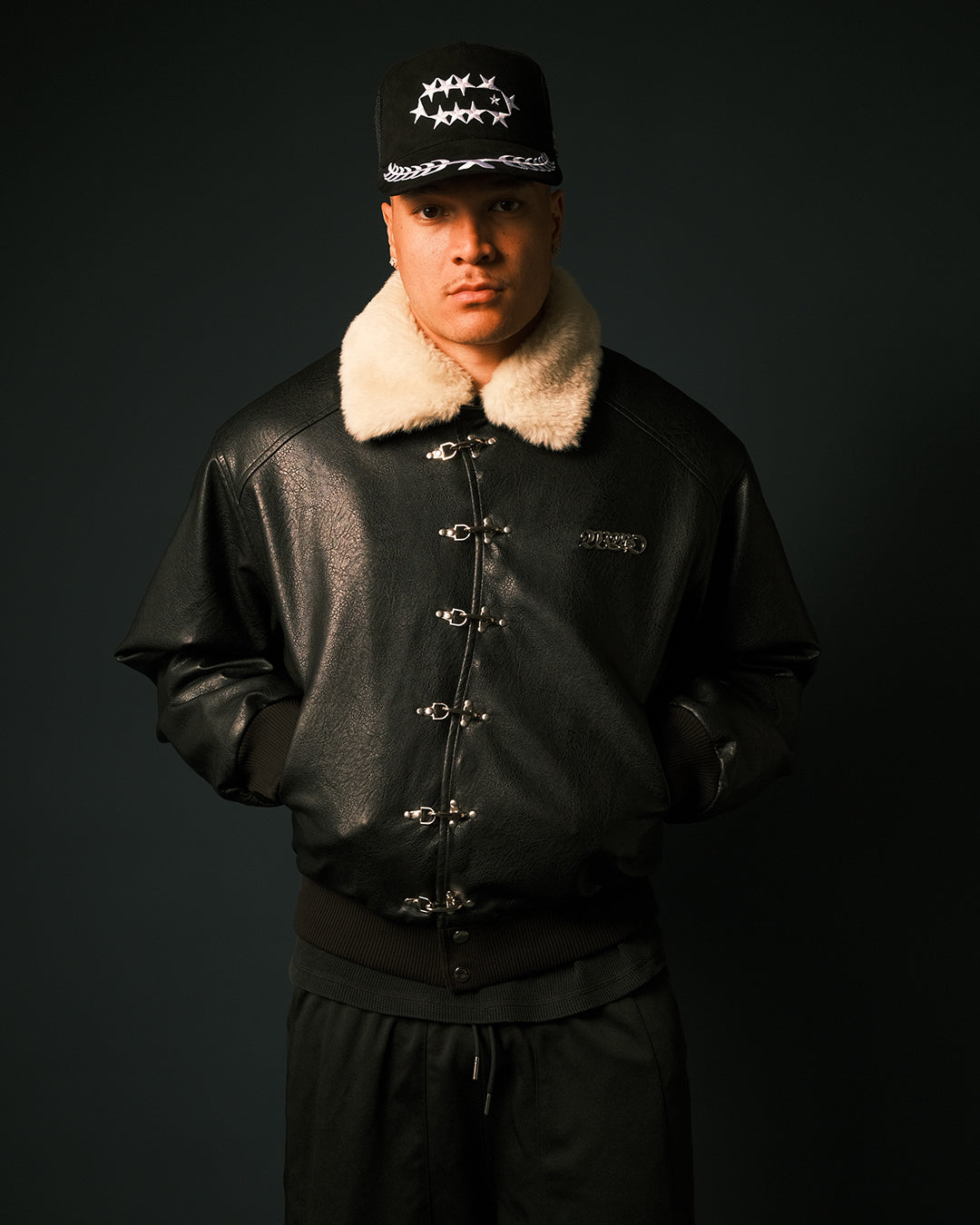 WMO Clasp Jacket - Black